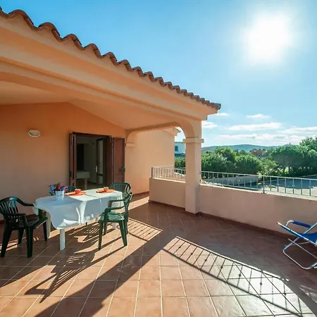 Apartment Gorgeous In Ot With Kitchen San Teodoro (Sardinia)
